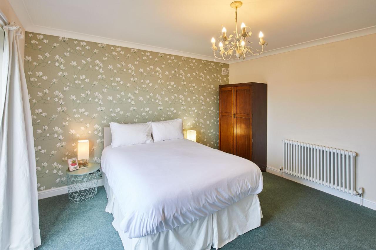 Host & Stay - Coach Cottage Brotton Buitenkant foto